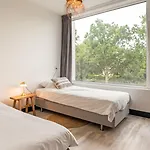Apartment Hendrik Bergen
